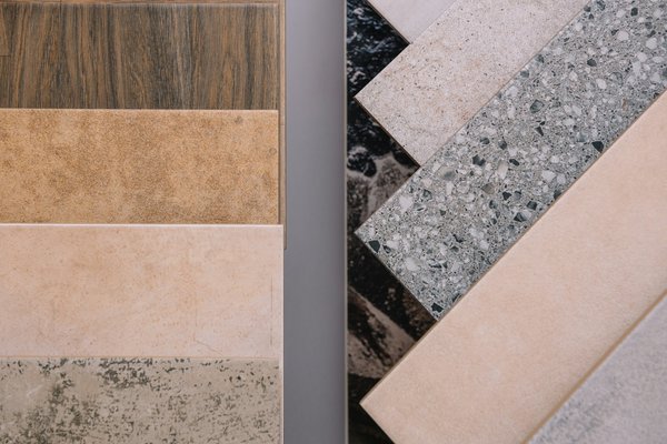 Artisan carreleur : l'art de la pose de carrelage sur mesure